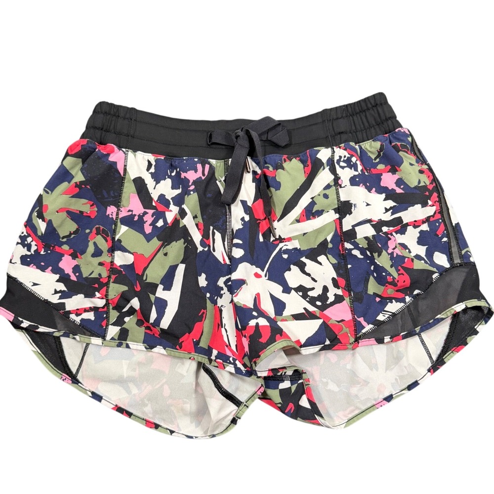 Lululemon Hotty Hot Low-Rise Lined Shorts 2.5" Paint Glide Warp Multi Womens 6